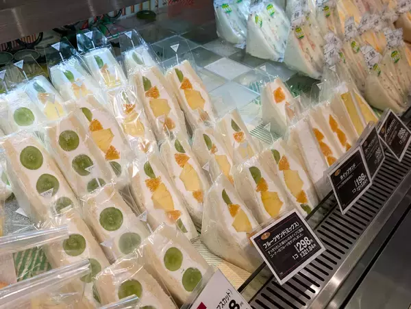 「【ライフ】スーパーの常識を変えた焼きたてパン革命！『小麦の郷』は専門店級のパンが手に入る実力派」の画像