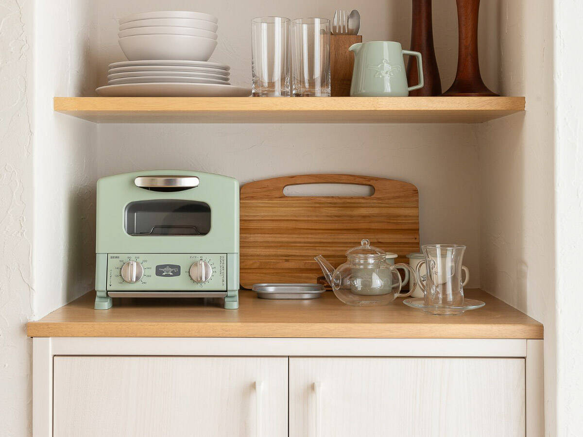 いつものトーストが極上の1枚に変わる。いま注目の最新オーブントースター3選