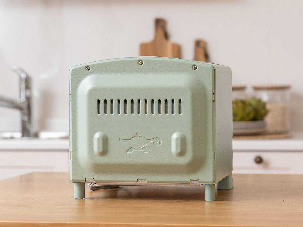 いつものトーストが極上の1枚に変わる。いま注目の最新オーブントースター3選