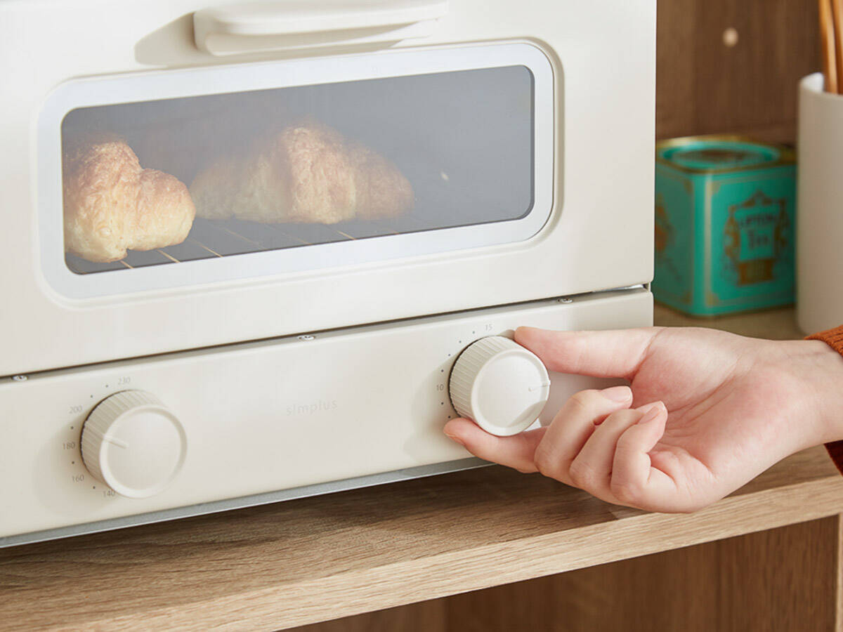 いつものトーストが極上の1枚に変わる。いま注目の最新オーブントースター3選