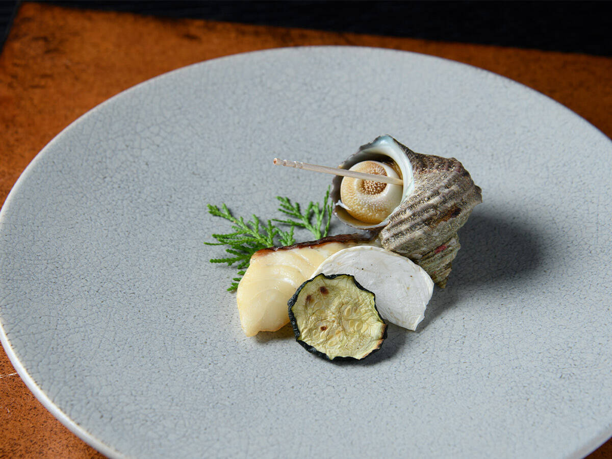 【福井・敦賀のグルメ旅】若狭湾沿いで魚が旨い「個性派民宿」3軒