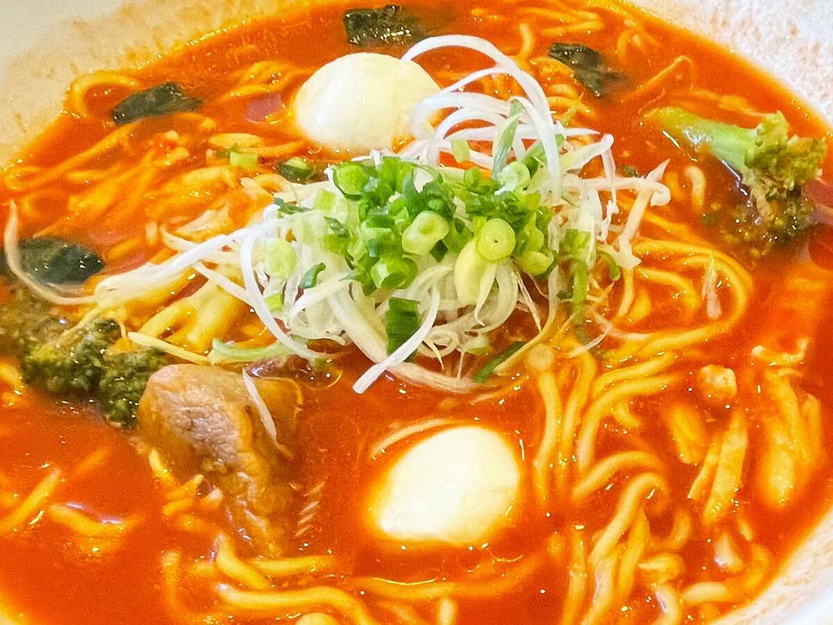 ファミレスのラーメンは旨いのか？「デニーズ」と「ジョナサン」のラーメンを食べ比べてみた