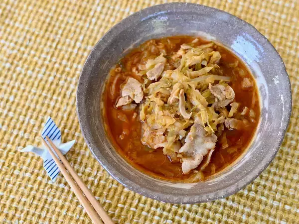 【デトックスレシピ】冬＆正月太りを解消！胃腸を休める「たっぷりキャベツのリセット煮込み」2選