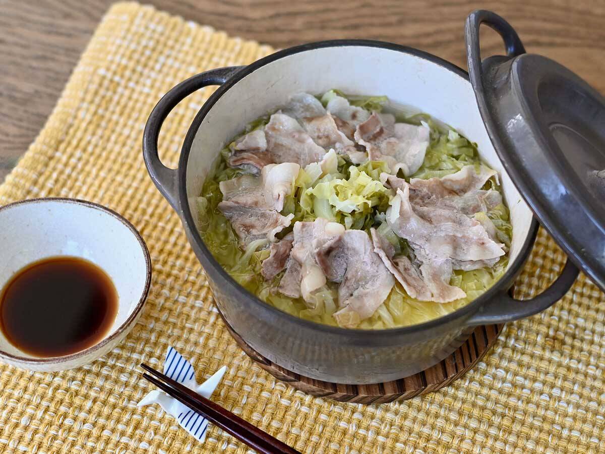 【デトックスレシピ】冬＆正月太りを解消！胃腸を休める「たっぷりキャベツのリセット煮込み」2選