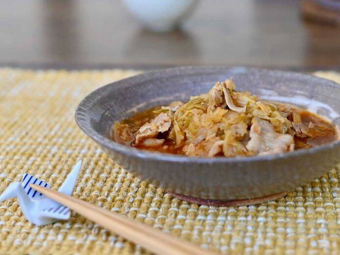 【デトックスレシピ】冬＆正月太りを解消！胃腸を休める「たっぷりキャベツのリセット煮込み」2選