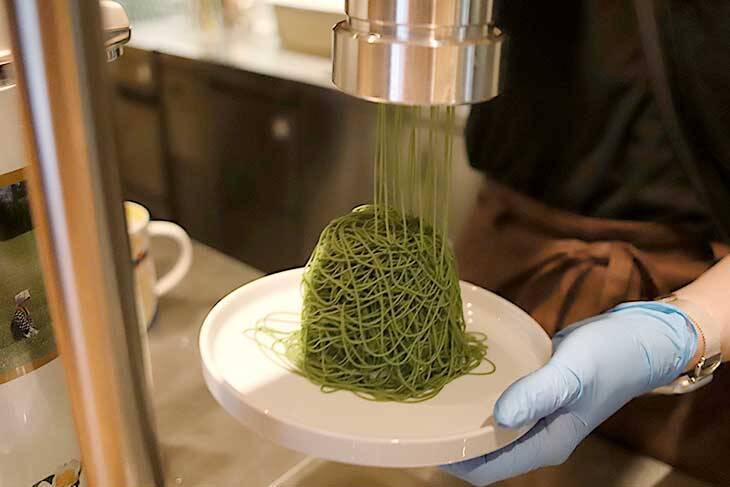 【京都】でおいしい抹茶体験なら宇治の老舗茶屋へ！ 『森半』のお茶広場＆蔵カフェが楽しい