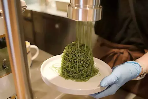 「【京都】でおいしい抹茶体験なら宇治の老舗茶屋へ！ 『森半』のお茶広場＆蔵カフェが楽しい」の画像