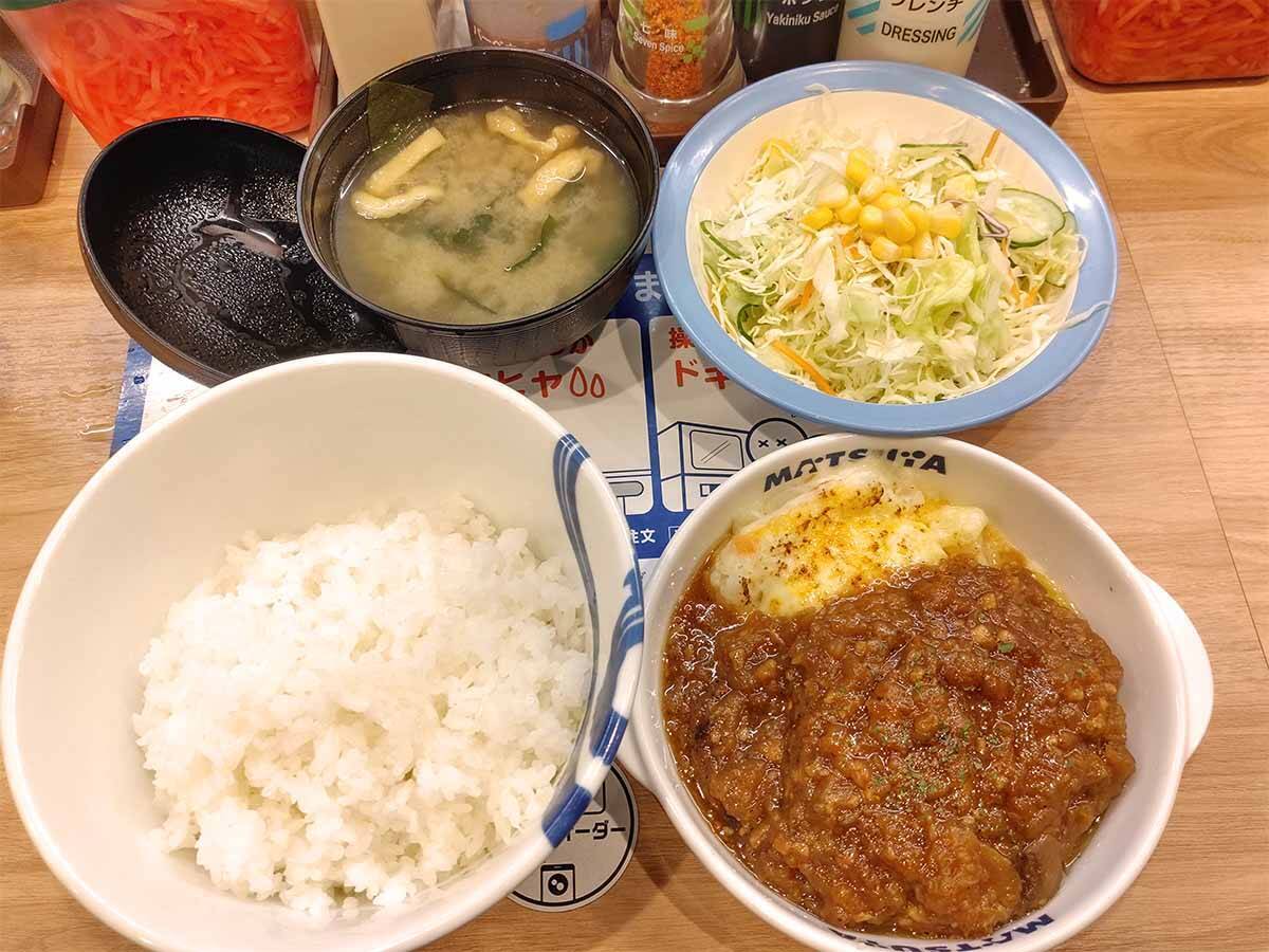 ご飯が無限に食べられる！ 松屋の「シャリアピンソースハンバーグ定食」を食べてみた