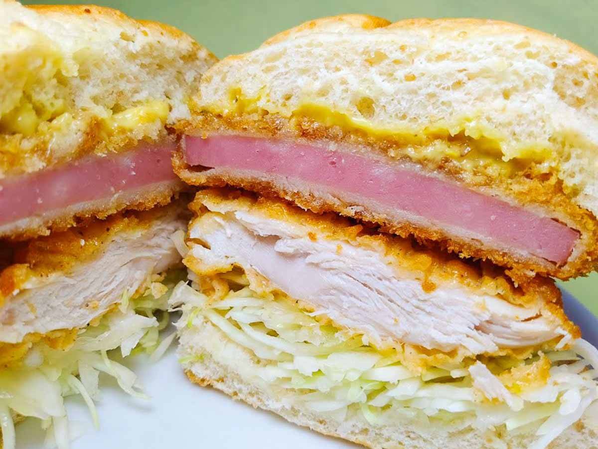 【実食レポ】食べ応えMAX！ ケンタッキーの「極旨ハムカツフィレサンド」を食べてみた