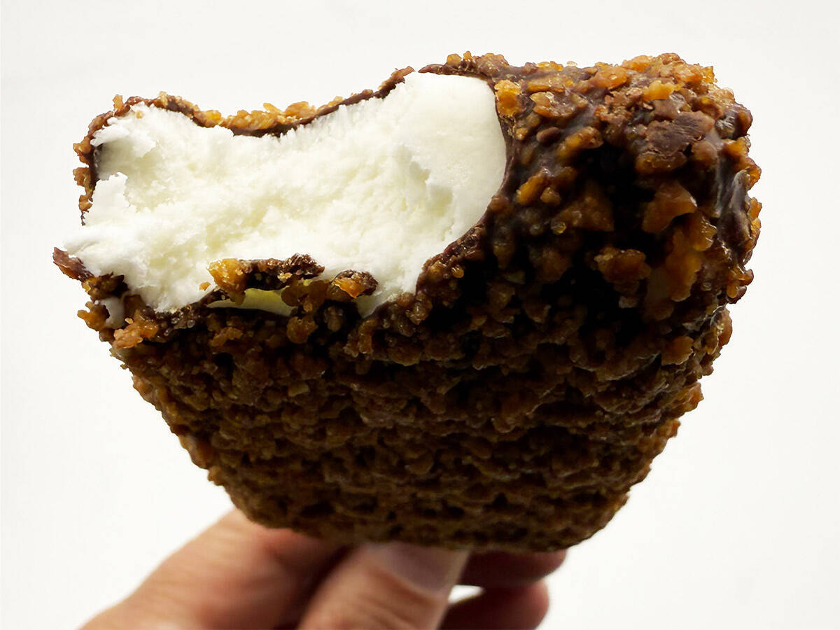 累計販売数11億本超え！九州生まれの名作アイス「ブラックモンブラン」誕生秘話