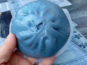 デニムの聖地・倉敷発祥の青い中華まん「デニムまん」を江ノ島で発見！ さっそく食べてみた