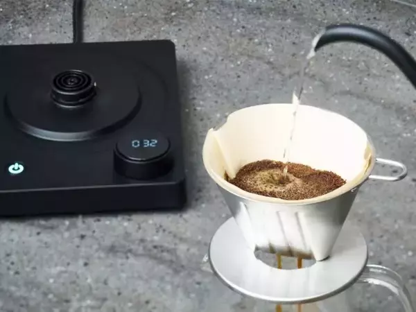 「ドリップコーヒーがより美味しくなる。最新「電気ケトル」の魅力とは」の画像
