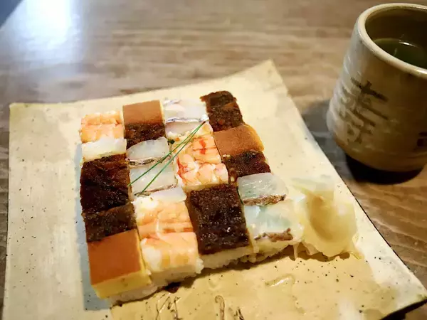 「【京寿司の老舗】死ぬまでに食べたい！市松模様が美しい『いづ重』の上箱寿司」の画像