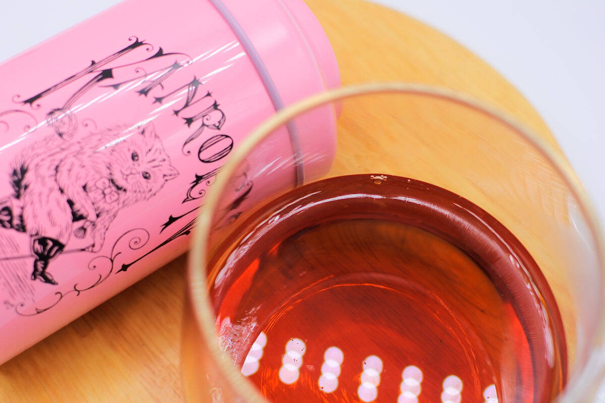 お茶の老舗『甘露園』の可愛いマルコ缶。女性日本茶鑑定士が日本茶の楽しみ方を提案