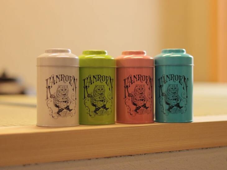 お茶の老舗『甘露園』の可愛いマルコ缶。女性日本茶鑑定士が日本茶の楽しみ方を提案