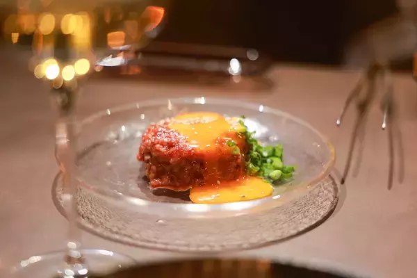 「御殿山の隠れ家焼肉が進化。予約制『焼肉あいにく』がリニューアルオープン」の画像