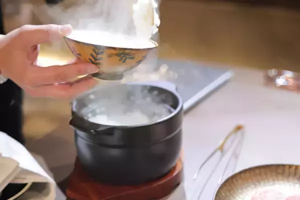 「御殿山の隠れ家焼肉が進化。予約制『焼肉あいにく』がリニューアルオープン」の画像