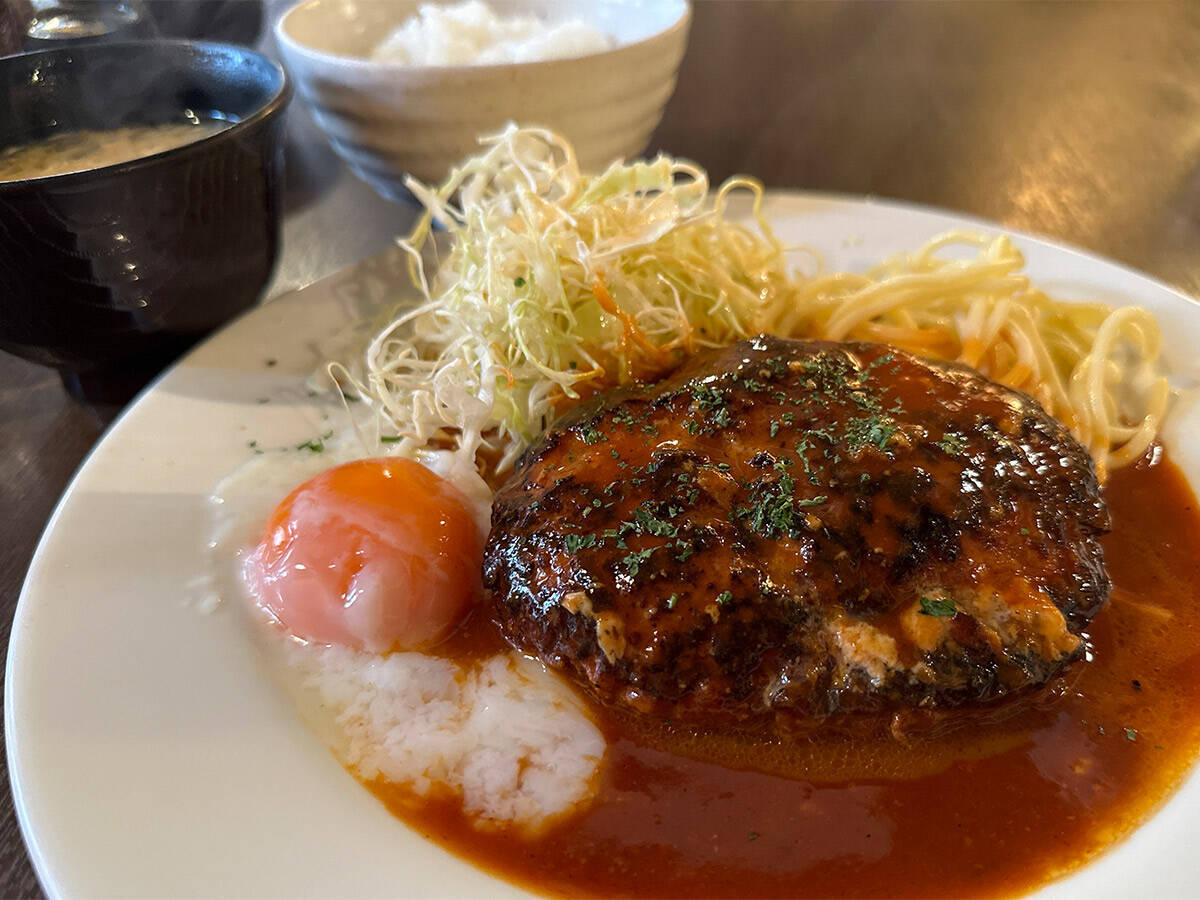 東京に行ったら一度は食べたい絶品料理が味わえる「至極の定食屋」4軒