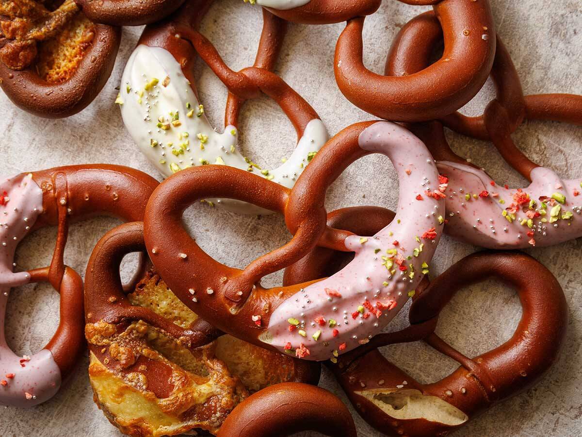 毎年大人気！六本木ヒルズのクリスマスマーケットで食べたい「名店のドイツ料理」6選