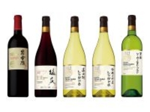 いま人気の日本ワイン。「SUNTORY FROM FARM」から登場した新ヴィンテージワインの魅力