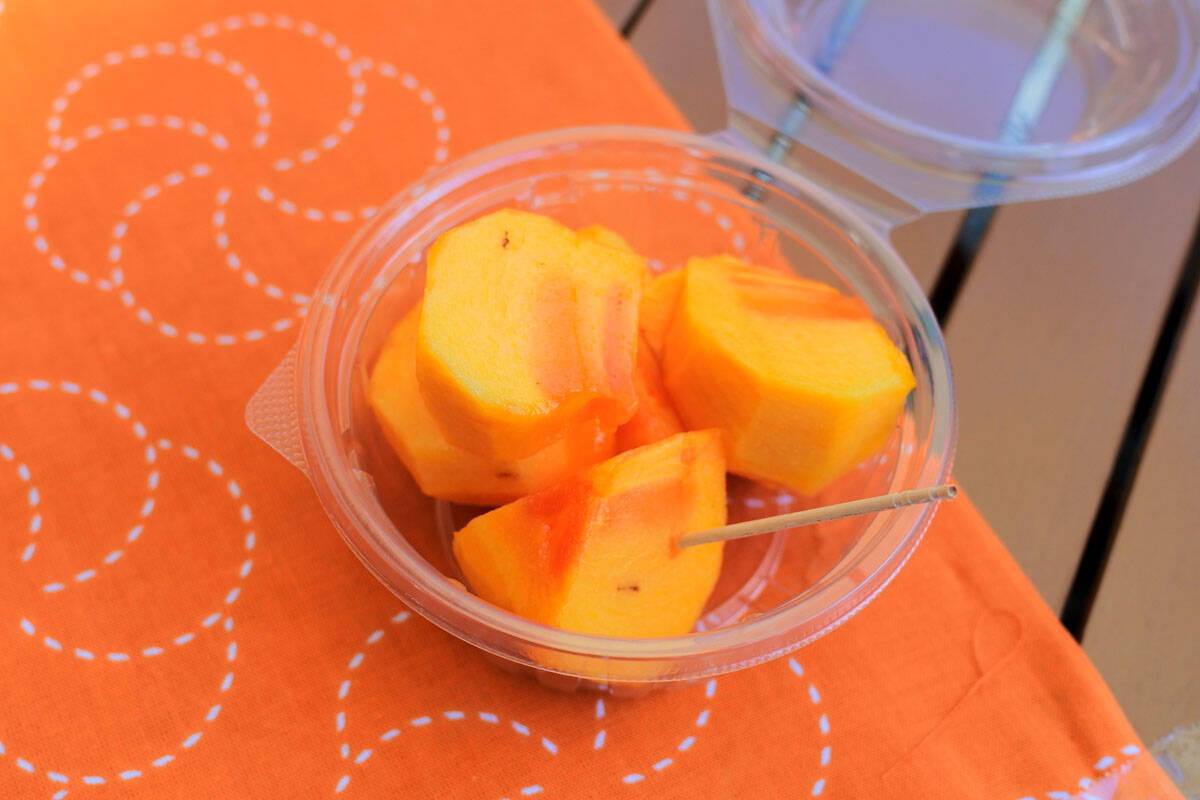 “柿の概念が変わる”と評判。奈良・天理『松田果樹園』の刀根早生柿と極上ジェラート