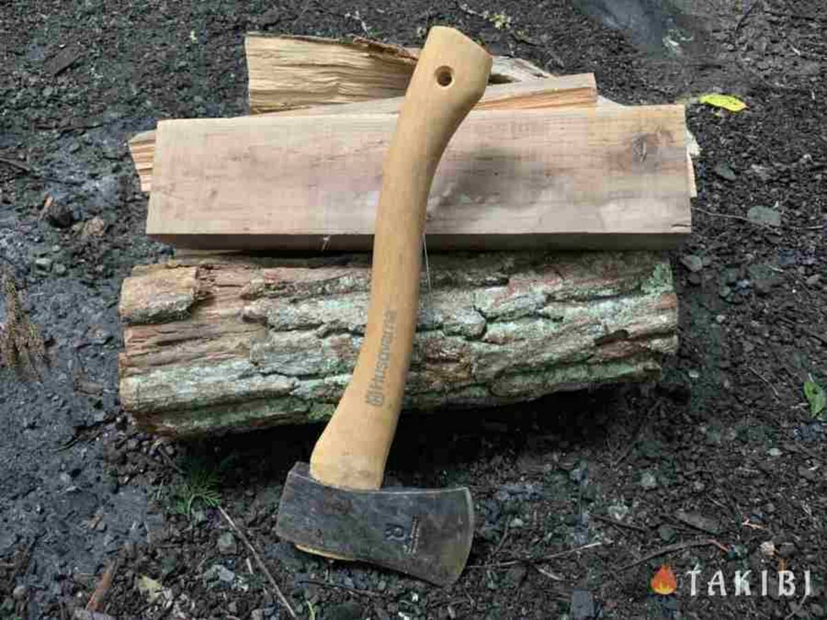 キャンプギアの定番 ドイツ製のハスクバーナ手斧38cmで割れる薪 割れない薪を検証してみた 年8月10日 エキサイトニュース