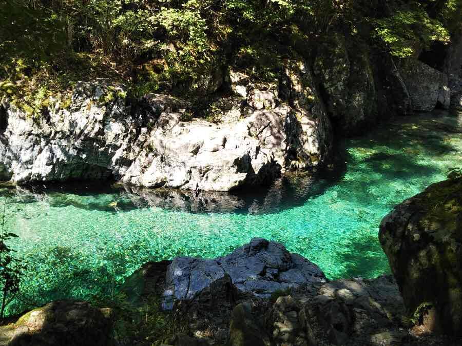 長野県 阿寺渓谷キャンプ場へ美しすぎる 阿寺ブルー を見に行こう 年10月19日 エキサイトニュース