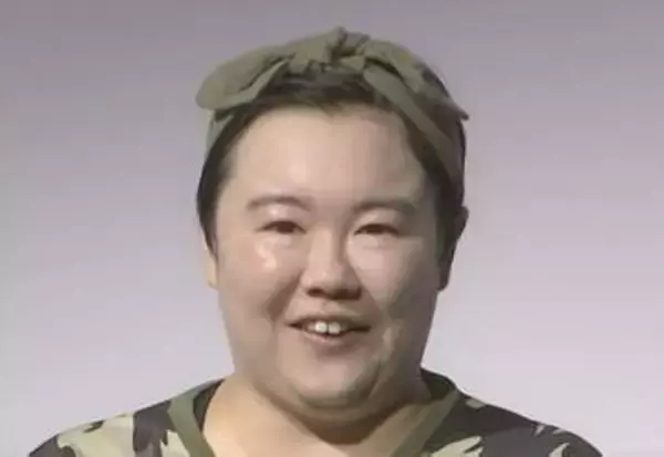 【 やす子 】 「走行中のロケバスの窓を、ドンドン叩いてきたファン（？）の方、本当に危ないですし大事故につながるので、離れたところからお見守りください」