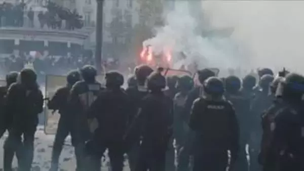 フランス　大規模デモを受けマクロン大統領が演説「暴力には一切容赦しない」「今は団結と尊敬を」