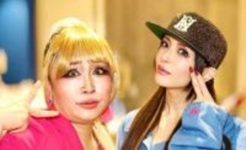 【 浜崎あゆみ 】「もう一人のayuが登場しました」サプライズ出演のキンタローと“衝撃ツーショット”投稿