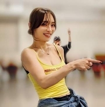【 浜崎あゆみ 】 「どんなに孤独で重くてもがいてても、笑い合えるその一瞬に全てが救われて立ち上がる。その繰り返し。」　ＳＮＳに綴る