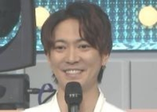 【 ふぉ～ゆ～・辰巳雄大 】　松崎祐介との連係プレイを披露　「通訳の辰巳雄大です。来年15周年間違いなくふぉ～ゆ～のターニングポイントになる節目の年になりそうです」