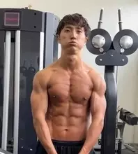 【 コロチキ・西野 】　驚異の肉体美に　ファン反響　「デカくなりましたね」「すごい努力」「かっこいい」