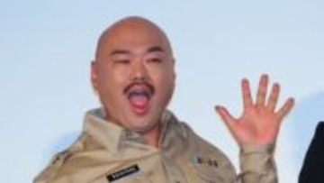 【 クロちゃん 】「ハンサム」と言われインド移住にノリノリ 「クロちゃんこれで結婚します」と宣言