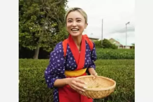 【 小島瑠璃子 】　お茶事業への参入を報告　「私を助けてくれたこの奥深い世界に、今度は自分が関わりたい」　期間限定の店舗もオープン