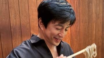 【 大沢たかお 】帰国して蕎麦に至福の笑み　フォロワー反応「お帰りなさい～」「ご一緒したいです」