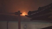 成田山新勝寺近くの老舗うなぎ料理店で火事　店前の参道では「成田祇園祭」が開催中　これまでにけが人なし　2人が体調不良を訴える