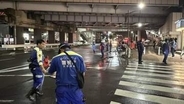 【速報】東京・府中市で車2台と歩行者からむ事故 3人けが　歩行者の女性1人が心肺停止 京王線中河原駅のロータリー近く　警視庁
