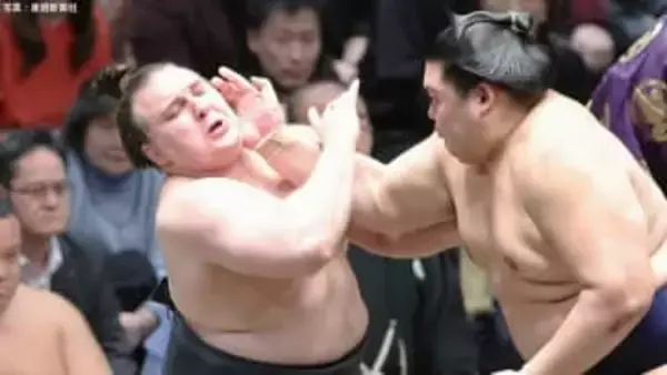 安青錦が大の里に完敗で3敗目...20年ぶり新大関Vへ 熱海富士と3敗で並んで千秋楽へ 4敗勢4人が逆転Vの可能性残す