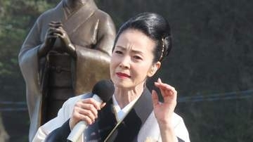 【 坂本冬美 】美空ひばりさん〝生前の帯〟締め「みだれ髪」熱唱　天国のひばりさんへ「もう演歌界は安泰です」と報告