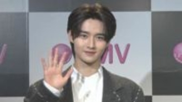 【 藤岡真威人 】目標は父・藤岡弘、の素振り1000回も“通報されないように気をつけます”