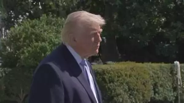 トランプ大統領「イランの反体制派に銃を送っていた」　米メディアには「クルド人勢力が横取り」と発言