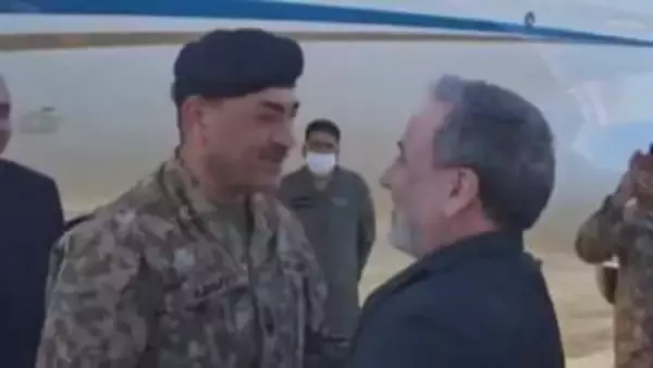 パキスタン軍トップがイラン訪問 要人と相次ぎ会談 アメリカ側のメッセージを伝達か