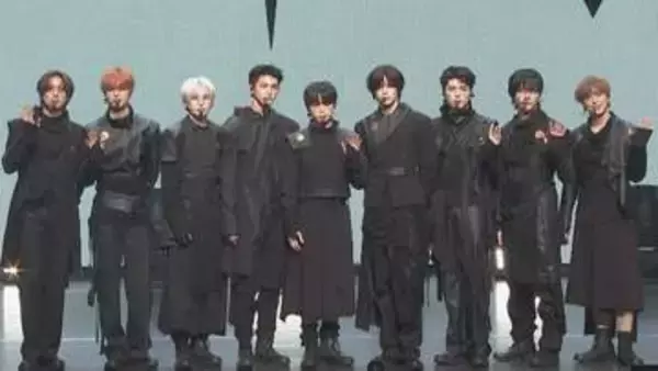 【 &TEAM 】　6カ月ぶりリリースに合わせ　EJ気合いの炎カラーヘア　制作合間にメンバー同士でサッカー練習