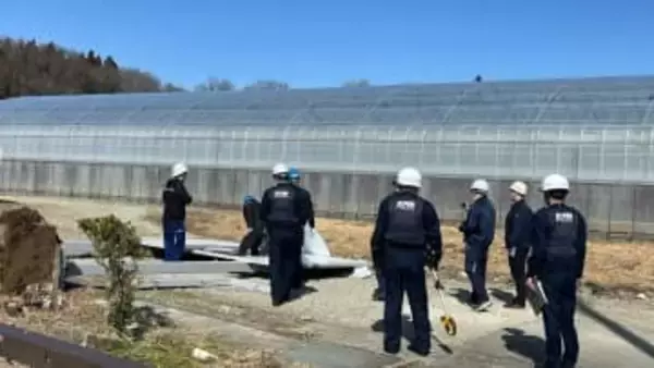 「看板が倒れて、けが人がいる」いちご狩りの台湾からの観光客親子3人　看板の下敷きになり重軽傷　栃木・那須町「那須ハートランド」いちご狩り施設付近で