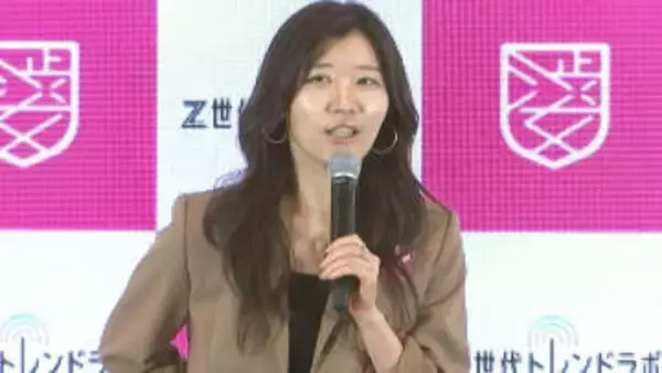 【 ヒコロヒー 】36歳にJK制服着用依頼「できるかぁ!?」　卒業式にサプライズ登場