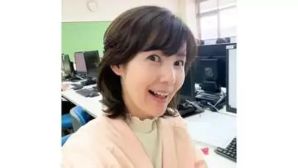 【 六車奈々 】 「52歳女子大生を満喫します♡」　短大2年生への進級報告　「今から授業がワクワクでたまりません」　学び直しで充実