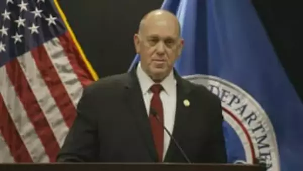 ミネアポリスで活動の移民当局700人を削減へ　トランプ政権の国境警備責任者が発表　発砲による死亡事件で批判高まるなか