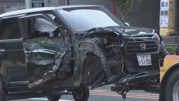 近隣住民「ガシャーンって音がした」　横断中の女性が軽乗用車にはねられ死亡　東京・江東区