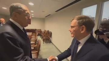 ドイツ外相がロシア外相に警告「反撃することも可能」空港での爆発物搭載ドローン発見　会談はウクライナ侵攻後初めて